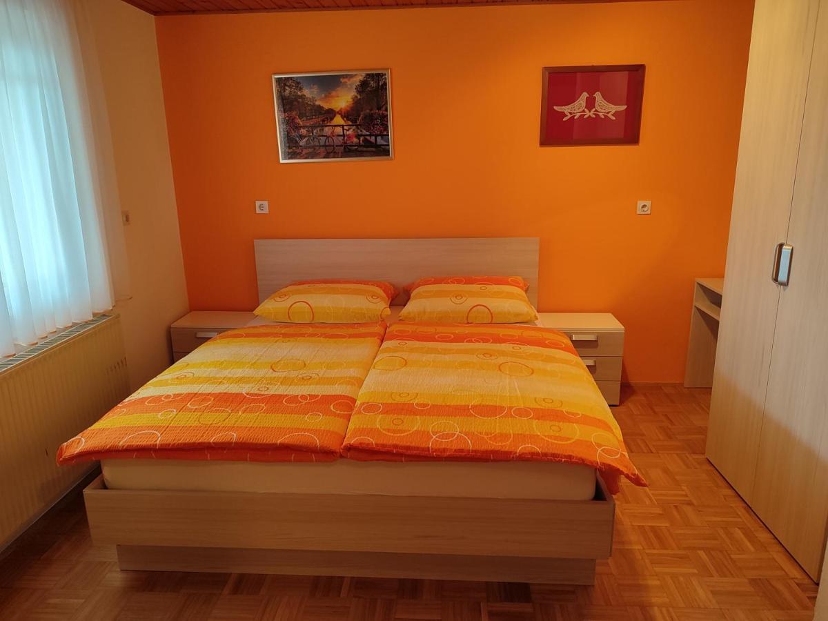 Gostilna Pension Blegos Poljane nad Skofjo Loko Luaran gambar